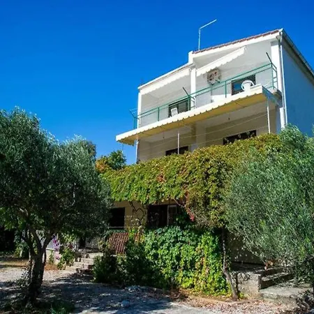 Branko Apartment