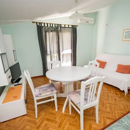 Branko Apartment